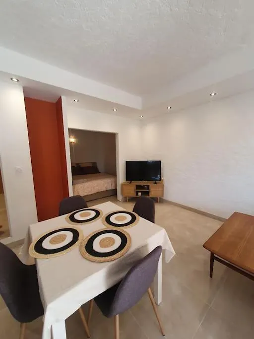 Apartment Appartement 30 M De La Plage Grimaud France