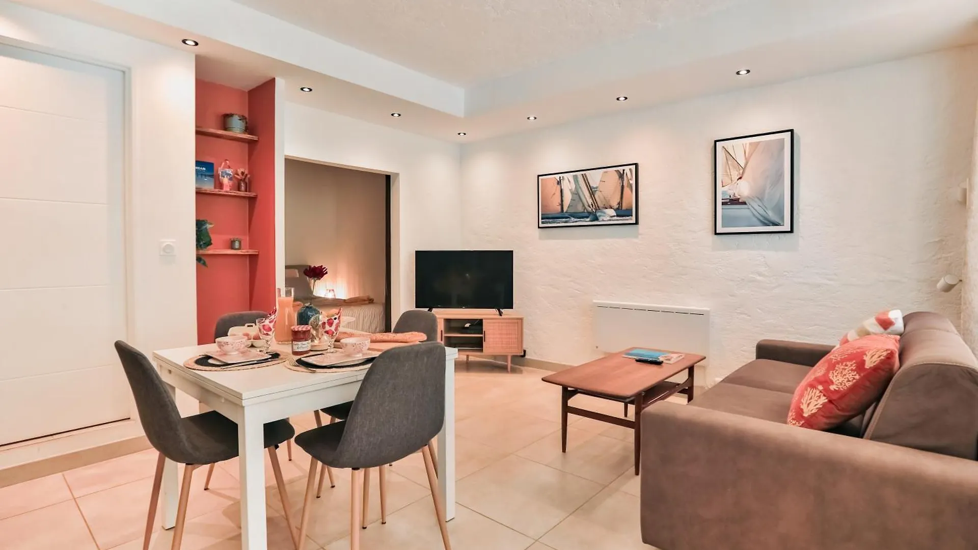 Apartment Appartement 30 M De La Plage Grimaud