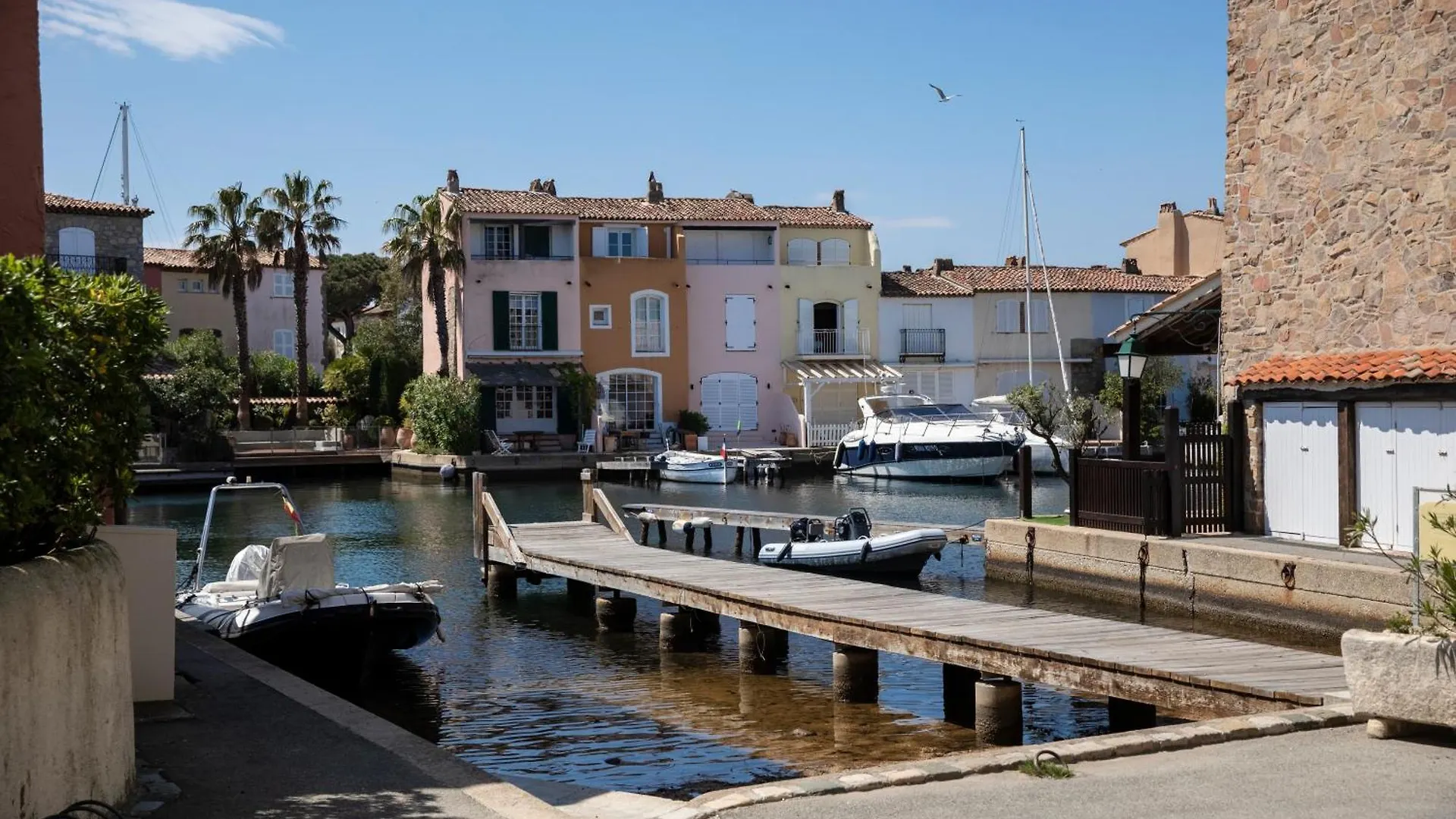 Appartement 30 M De La Plage Grimaud