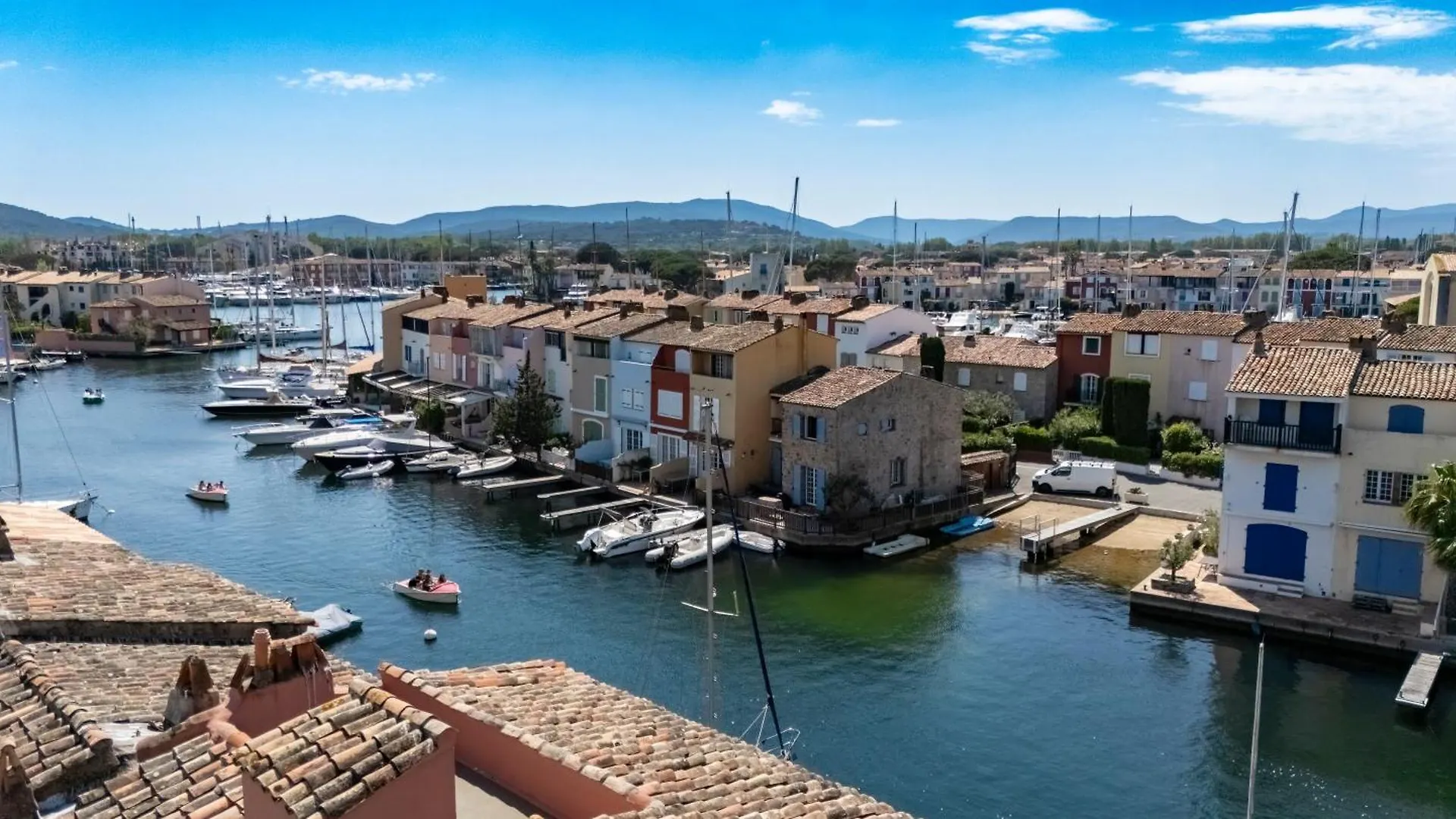 Apartment Appartement 30 M De La Plage Grimaud
