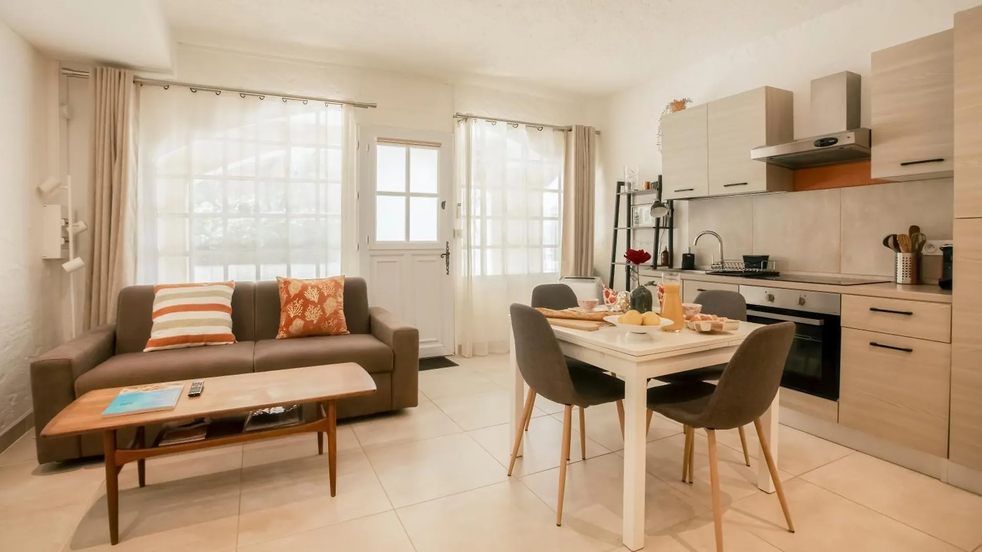 Appartement 30 M De La Plage Grimaud 0*,  France