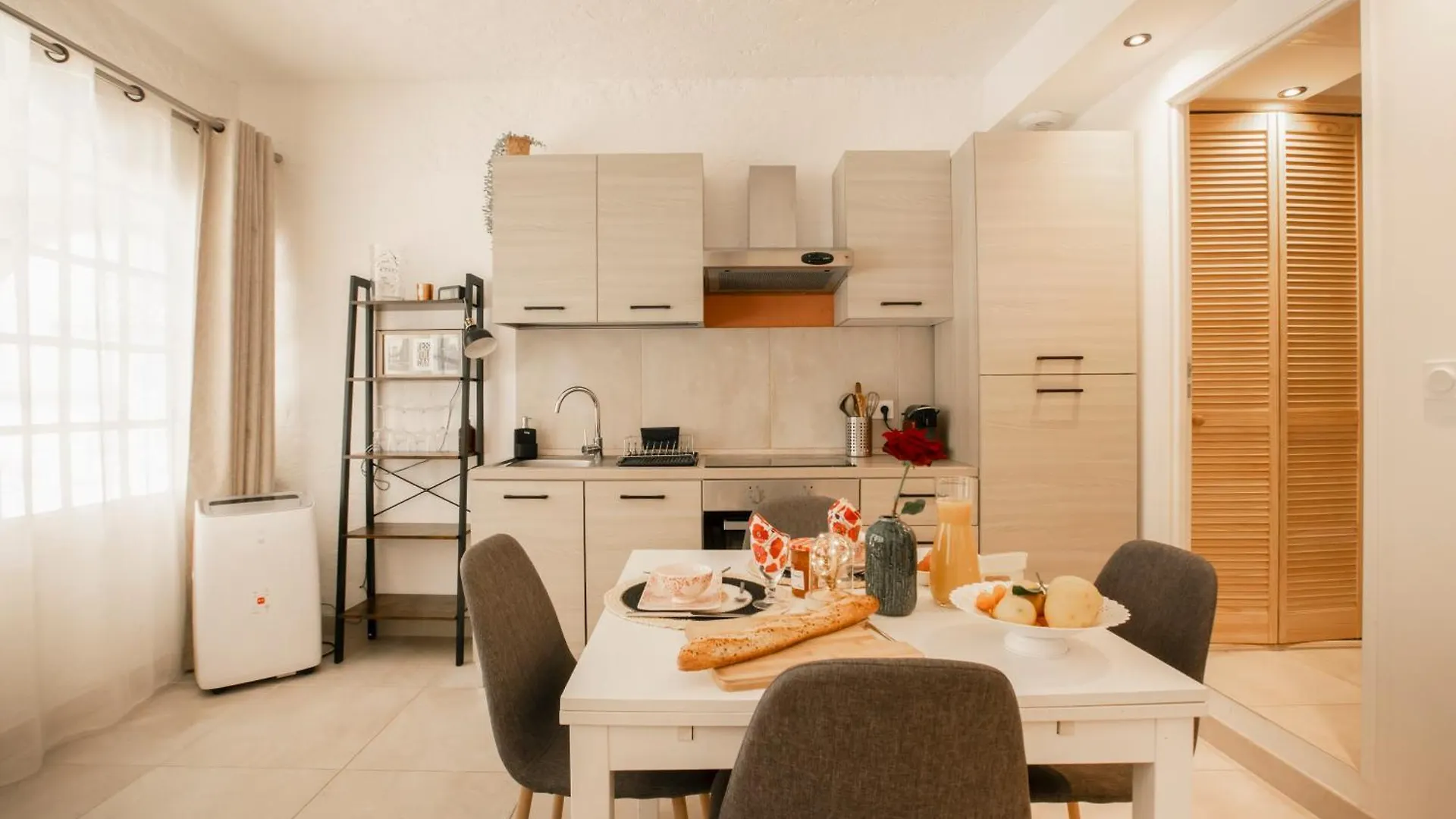 Apartment Appartement 30 M De La Plage Grimaud